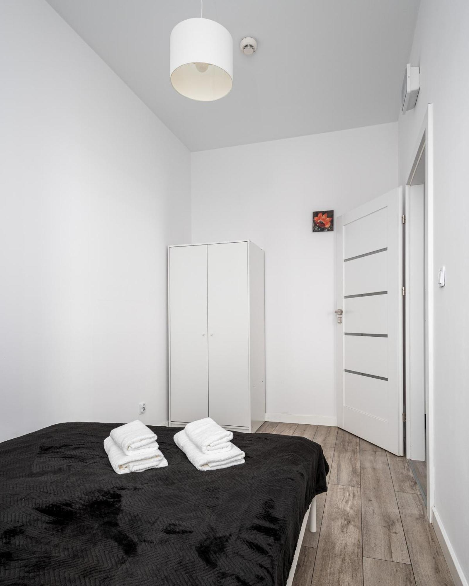 바르샤바 Apart D&K Free Parking Aleja Prymasa Tysiaclecia 83A 아파트 외부 사진